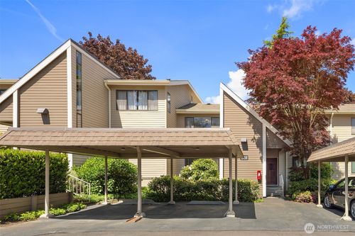 6333 Sand Point Way Ne, Seattle, WA, 98115-7914 | Card Image