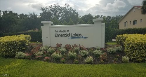 j203-7848 Emerald Cir, NAPLES, FL, 34109-1796 | Card Image