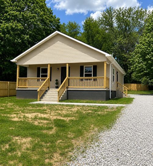 109 Spruce St, Cowan, TN, 37318 | Card Image