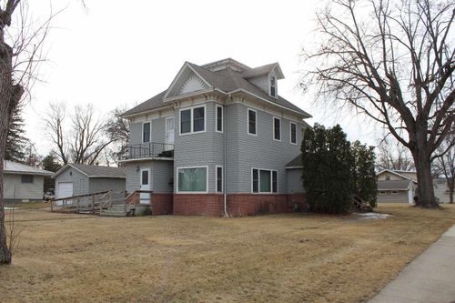128 Poulson Ave, Henning, MN, 56551-4300 | Card Image