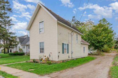 117 Elliot St, Owosso, MI, 48867-2034 | Card Image