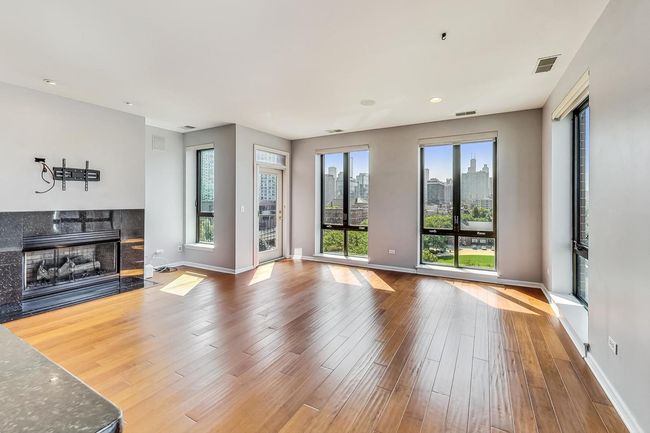 Living Room and Dining Area | Image 8