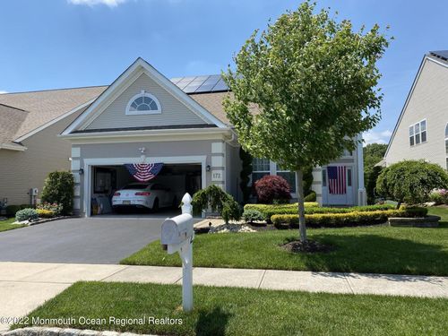 172 Wintergreen Dr, Manalapan, NJ, 07726-6011 | Card Image