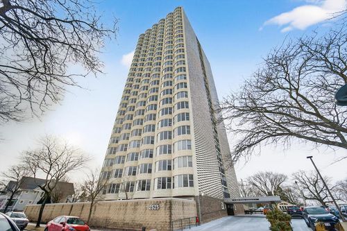 11b-2525 S Shore Drive, Milwaukee, WI, 53207 | Card Image