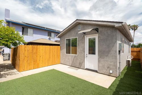 2077 Grove Ave, San Diego, CA, 92154 | Card Image