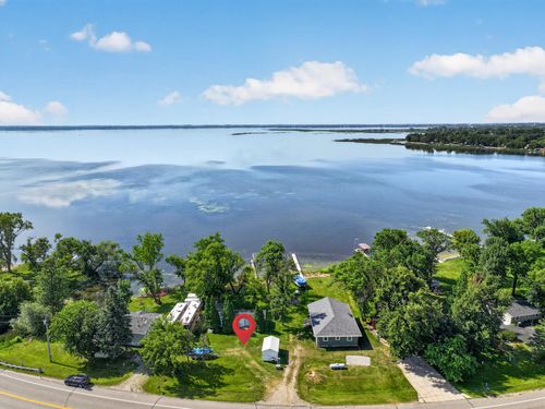 11297 County 10, Osakis, MN, 56360-4527 | Card Image