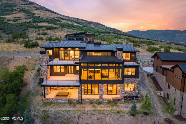 1319 W Skyridge Dr, Home with 7 bedrooms, 9 bathrooms and null parking in Mayflower Mnt UT | Image 66