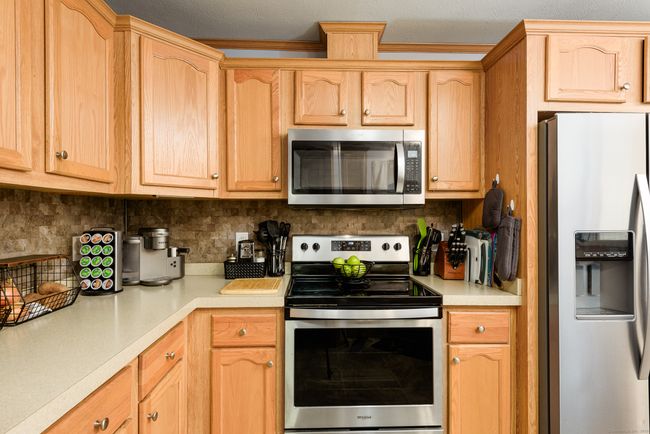 1914 Route 12, House other with 3 bedrooms, 2 bathrooms and null parking in Gales Ferry CT | Image 6