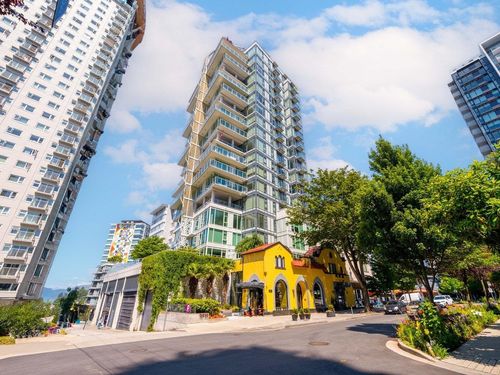 802-1221 Bidwell St, Vancouver, BC, V6G0B1 | Card Image