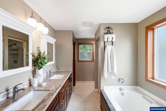 2007 Chase Loop Sw, House other with 3 bedrooms, 3 bathrooms and null parking in Albany OR | Image 20