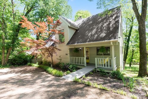 50 N Garvin Dr, Fayetteville, AR, 72701-4838 | Card Image