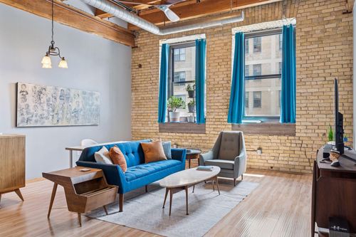 207-406 Wacouta St, Saint Paul, MN, 55101-2047 | Card Image