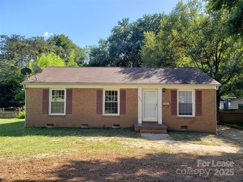 4409 Brooktree Dr, Charlotte, NC, 28208-1702 | Card Image