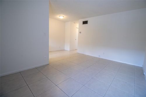 apt-2-1727 Liberty St, Hollywood, FL, 33020-2271 | Card Image