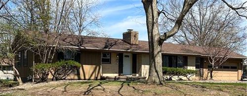 15 Lakeshore Dr, Danville, IL, 61832-1304 | Card Image