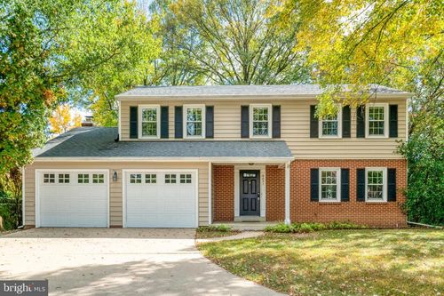 6031 Mayfair Ln, ALEXANDRIA, VA, 22310-1131 | Card Image