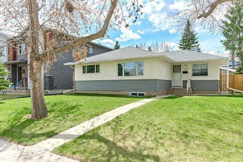2733 Brecken Rd Nw, Calgary, AB, T2L1H4 | Card Image