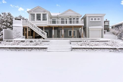33 Bayview Rd, Ipswich, MA, 01938-2828 | Card Image
