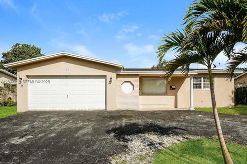 2121 N 52nd Ave, Hollywood, FL, 33021-3308 | Card Image