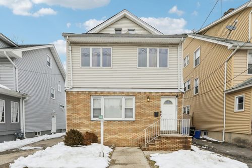 211 Newark Ave, Bloomfield, NJ, 07003-4947 | Card Image