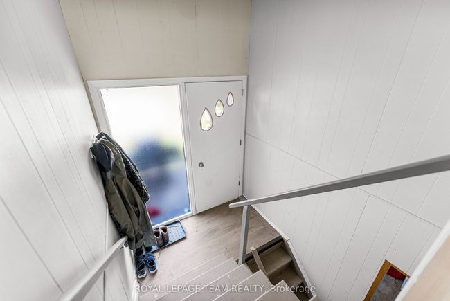 39220 Combermere Rd, House other with 5 bedrooms, 2 bathrooms and 2 parking in Combermere ON | Image 28