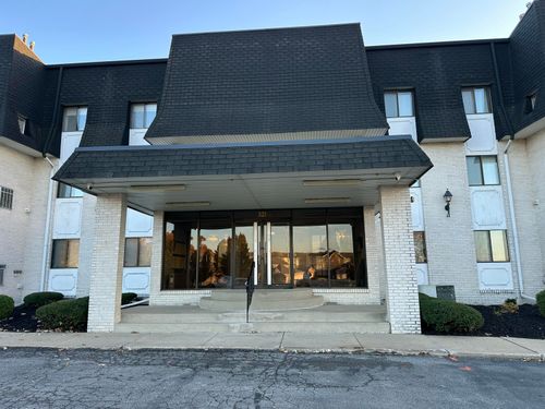 109-321 Deerpath Dr W, Schererville, IN, 46375 | Card Image