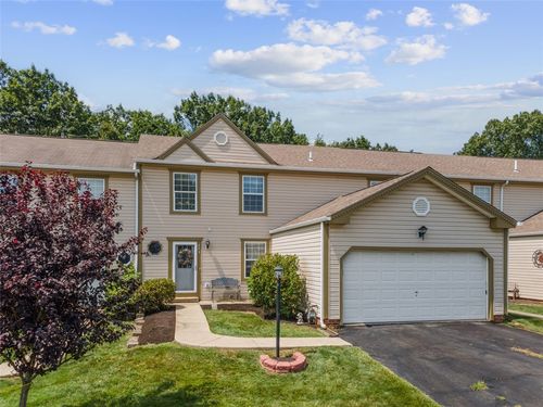 852 Sunset Cir, Cranberry Twp, PA, 16066-6766 | Card Image