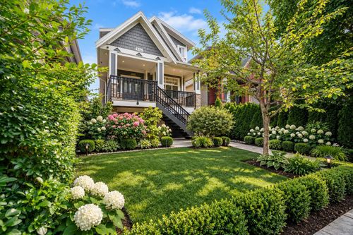 216 Hume St, New Westminster, BC, V3M5N5 | Card Image