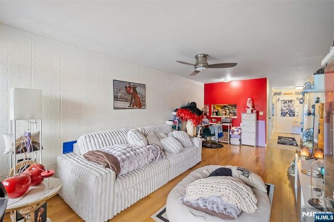 50 Euclid Ave, Condo with 1 bedrooms, 1 bathrooms and null parking in Hackensack NJ | Image 6
