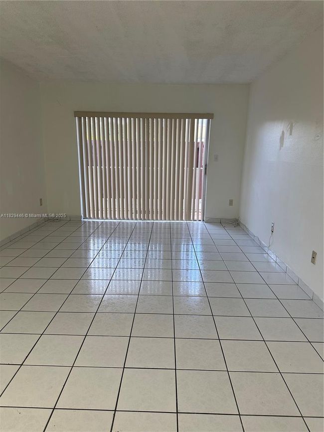 APT-1105 - 9972 N Kendall Dr, Condo with 2 bedrooms, 1 bathrooms and null parking in Miami FL | Image 5