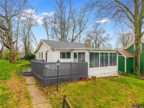 96 Beach Dr, Lake Tapawingo, MO, 64015-9689 | Card Image