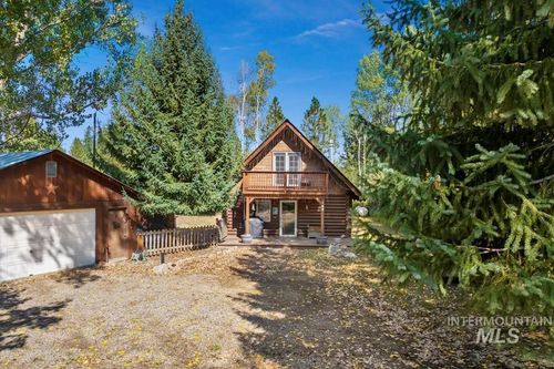 3 Squirrel Ln, Garden Valley, ID, 83622-4500 | Card Image