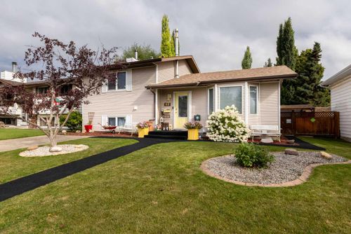 62 Rupert Cres, Red Deer, AB, T4P2Z1 | Card Image