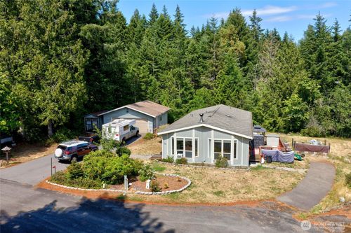 31 Hood Pl, Brinnon, WA, 98320-9633 | Card Image