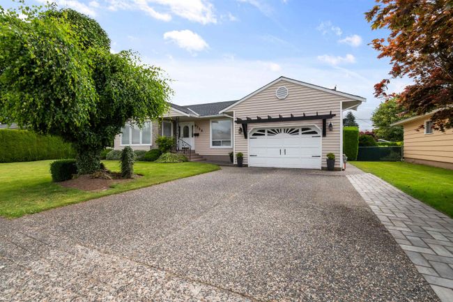 9754 Heather Street, House other with 4 bedrooms, 2 bathrooms and 5 parking in Chilliwack BC | Image 34