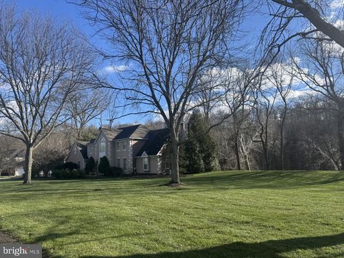 880 Macclesfield Rd, FURLONG, PA, 18925-1411 | Card Image