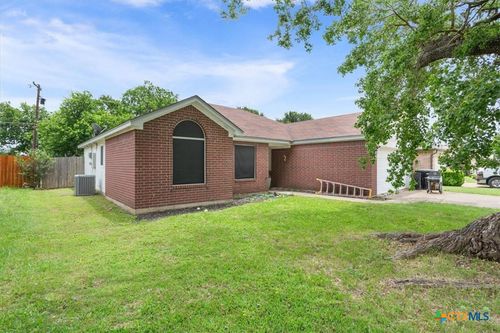 129 Meadowbrook Dr, Temple, TX, 76502-5582 | Card Image