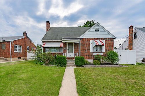 731 N Kearney St, Allentown, PA, 18109-1927 | Card Image