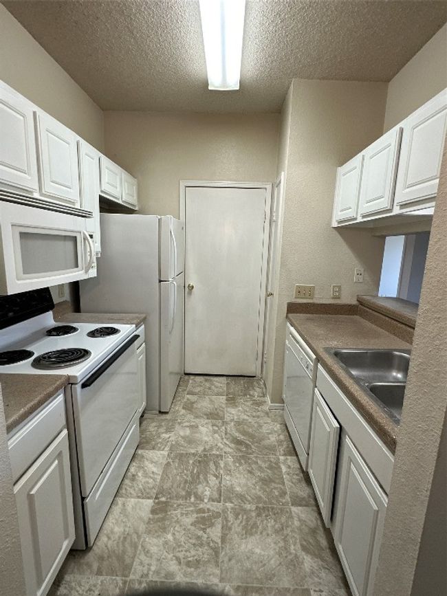 APT-3006 - 12166 Metric Blvd, Condo with 1 bedrooms, 1 bathrooms and 2 parking in Austin TX | Image 10