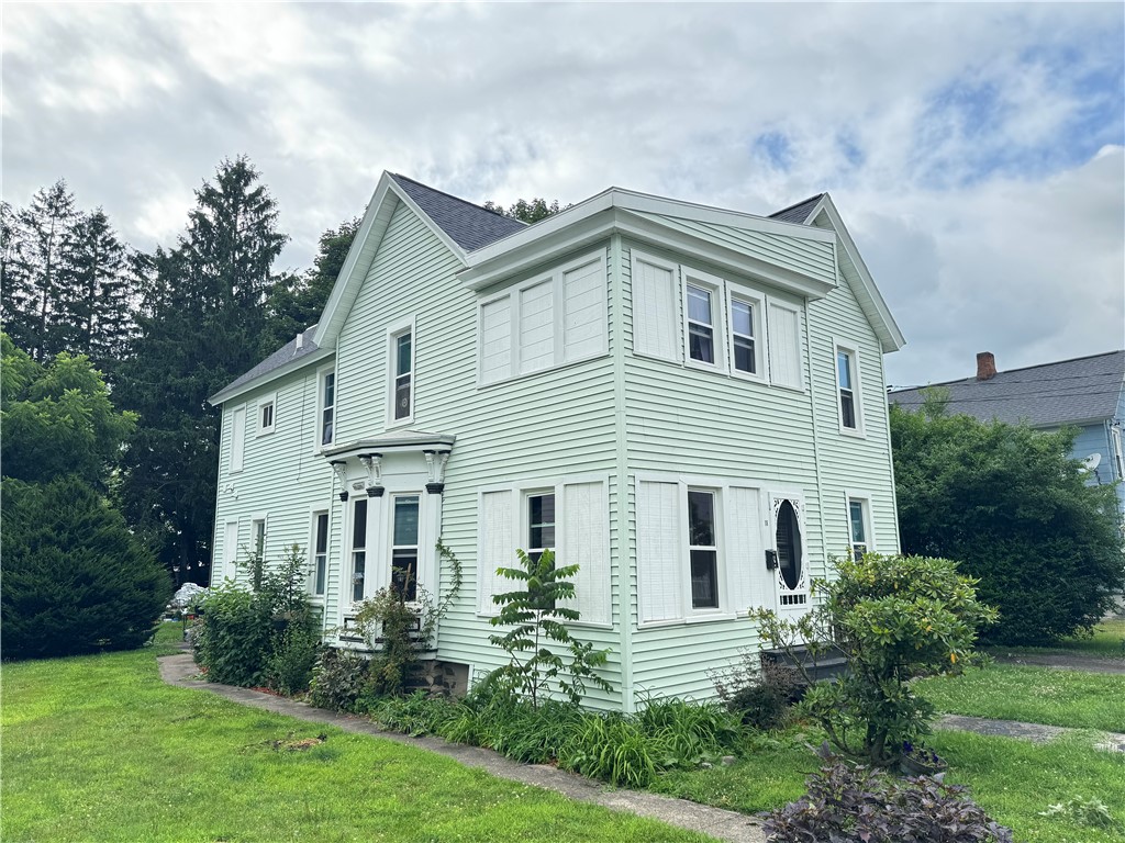 Woodruff St, Cortland, NY 13045