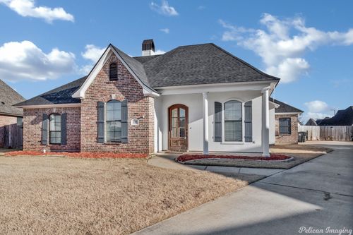 217 Roanoke Cir, Benton, LA, 71006-1200 | Card Image