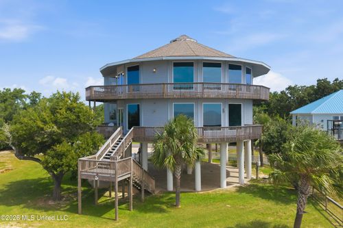 6017 W Belle Fontaine Drive, Ocean Springs, MS, 39564 | Card Image