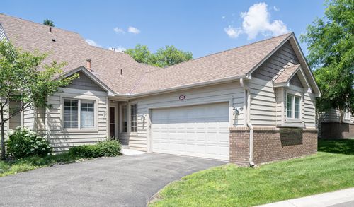 625 Sullivan Dr Ne, Columbia Heights, MN, 55421-1779 | Card Image