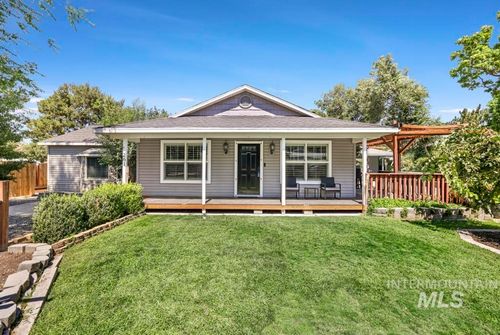 261 North St W, Hagerman, ID, 83332-5065 | Card Image