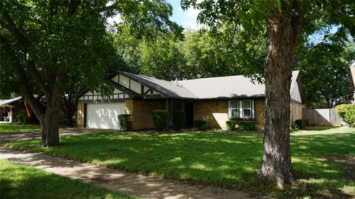 2701 Meadow Crk, Bedford, TX, 76021-4919 | Card Image