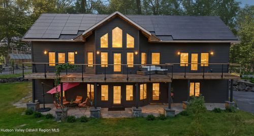 592 Swartekill Rd, Esopus, NY, 12429-2523 | Card Image