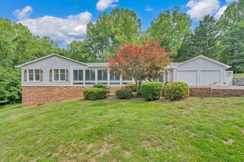 1564 Haymakertown Rd, Troutville, VA, 24175-6175 | Card Image
