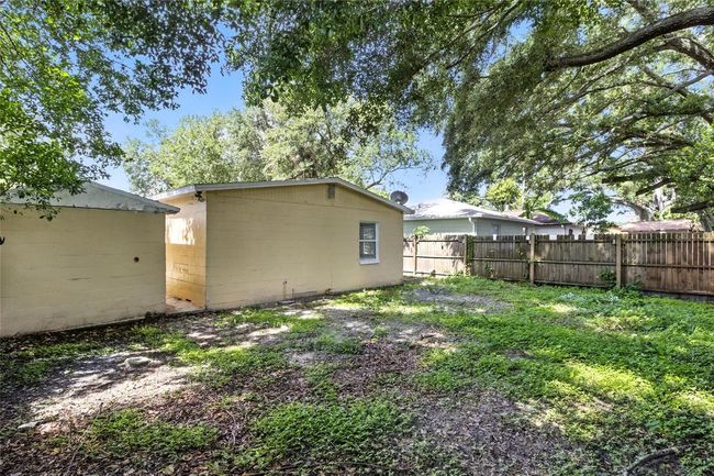 3014 E Emma St, House other with 3 bedrooms, 2 bathrooms and null parking in Tampa FL | Image 5