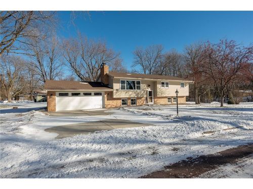 300 Viking Dr, Mankato, MN, 56001-4185 | Card Image