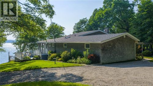 3690 Rte 127, Bayside, NB, E5B2V4 | Card Image